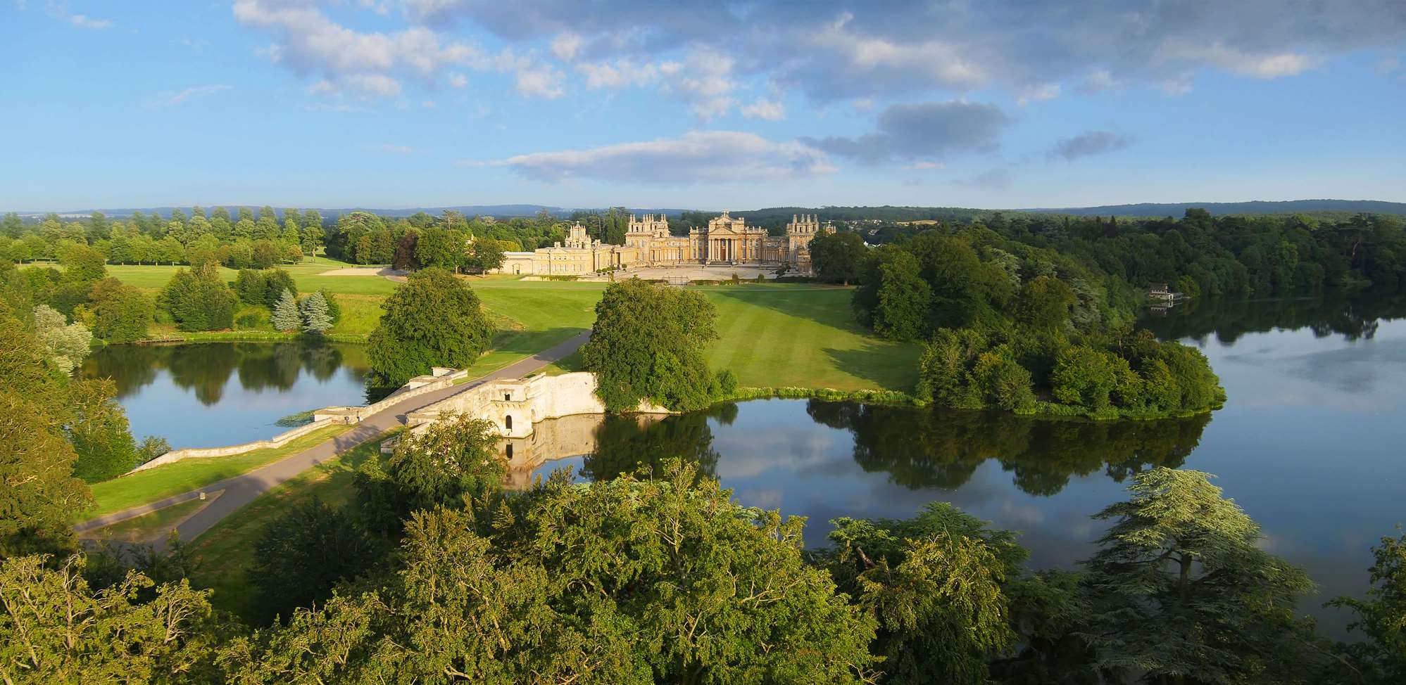 blenheim-palace-experience-oxfordshire